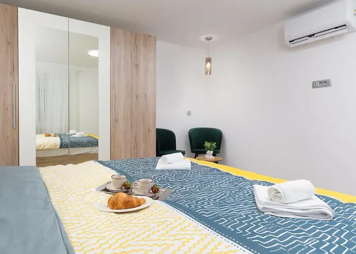 Apartment Ena Near Pula Amphitheater
