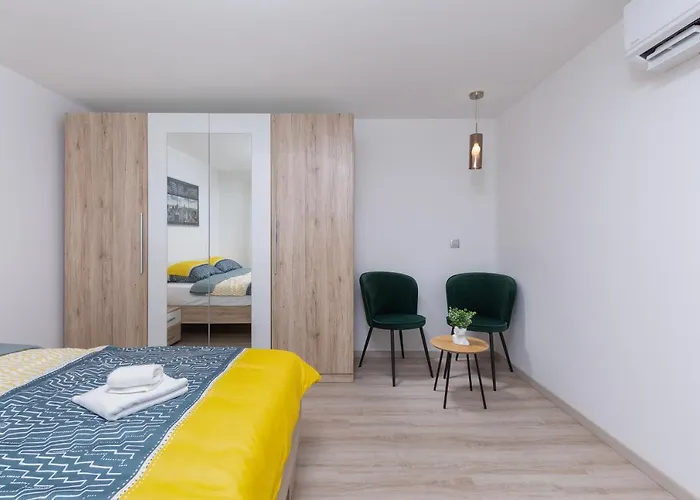 Apartment Ena Near Pula Amphitheater